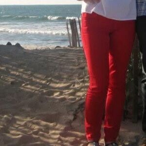 🌦️Come Clean Closet Sale🌦️ LOFT Vibrant Red Modern Skinny Pants